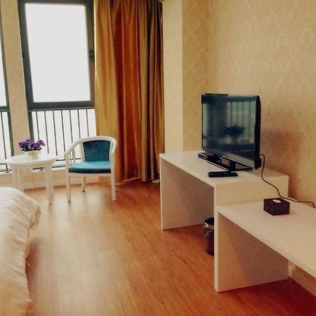 Zhenzhou Lantian Business Hotel Чжэнчжоу Экстерьер фото